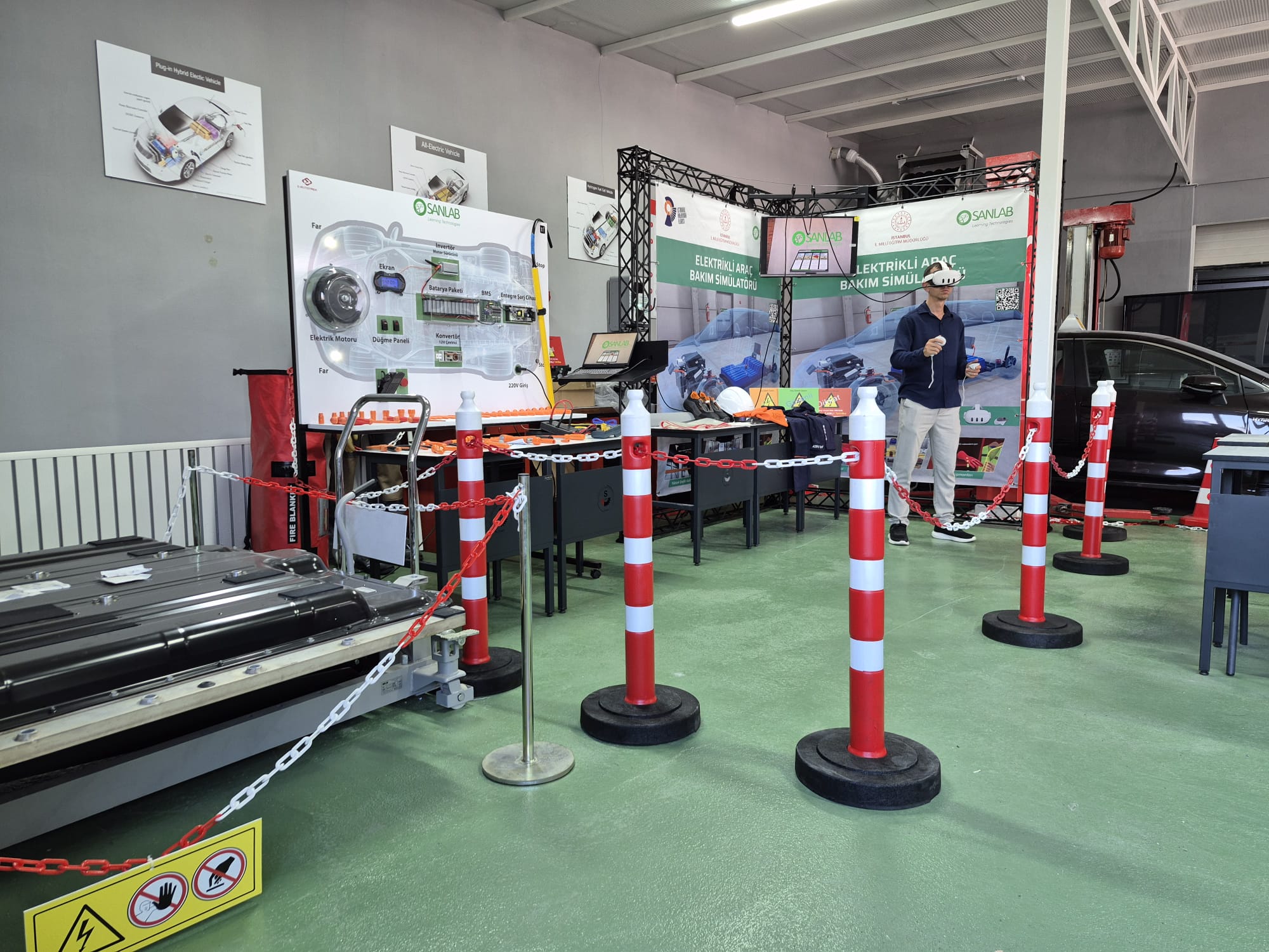 Elektrikli Araç Bakım Simülatörü ile Nitelikli Ustalar İstihdam Ediyoruz